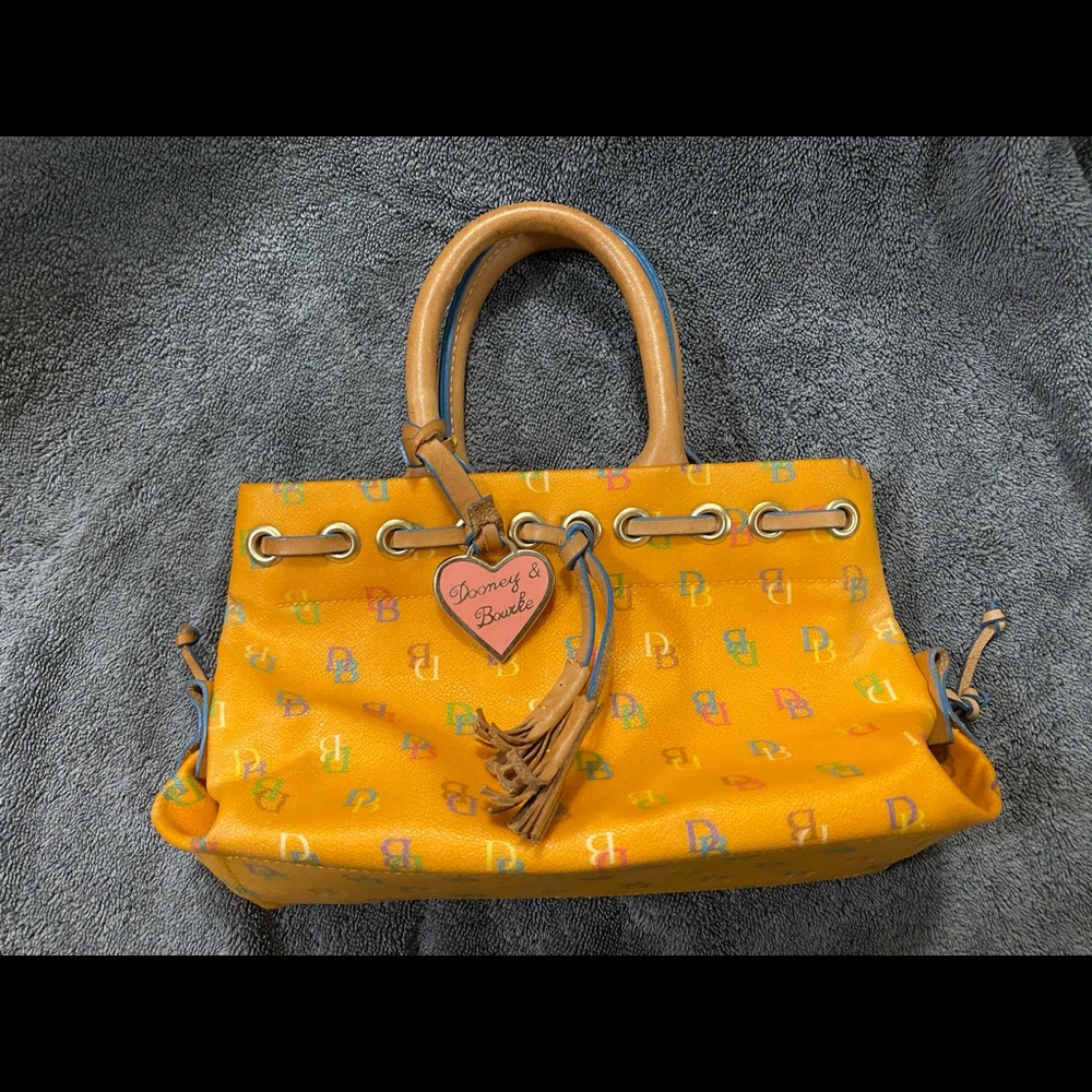 Dooney and Bourke Handbag/Purse